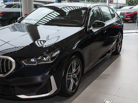 2026�� 530Li ������ ������װ