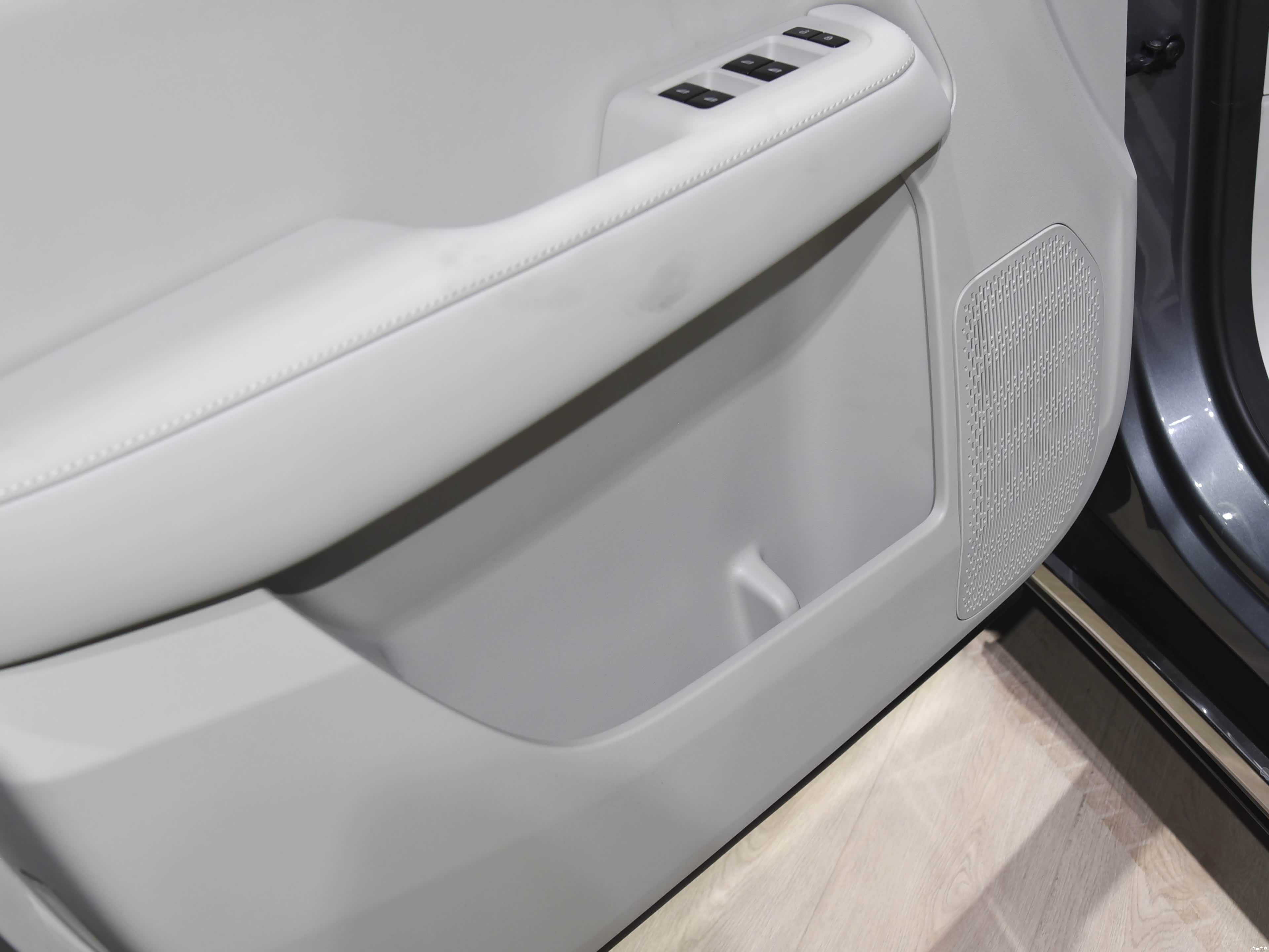 Volvo EM90, миниатюра 27