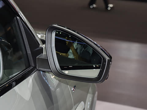 2026�� quattro Ǭ���Ǽݰ�
