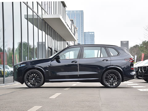 2026�� �Ŀ� xDrive 40Li ������M�˶���ҹ��װ