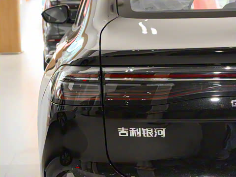 2025�� EM-i 70km ������