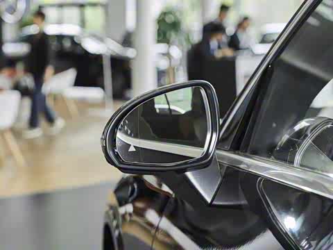 2025�� 350 e L 4MATIC ��ذ�