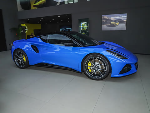 2025�� 2.0T DCT Turbo SE