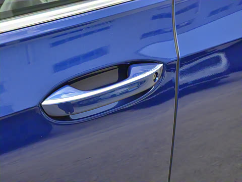 2025�� �Ŀ�� 300TSI R-Line