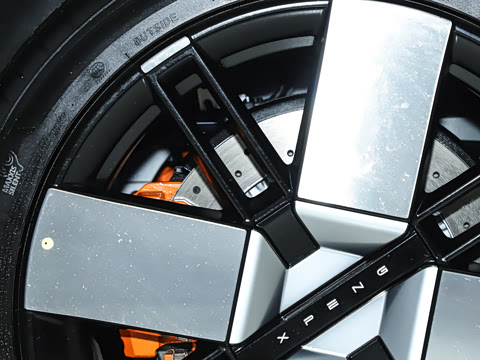 2025�� 750 �������� Ultra