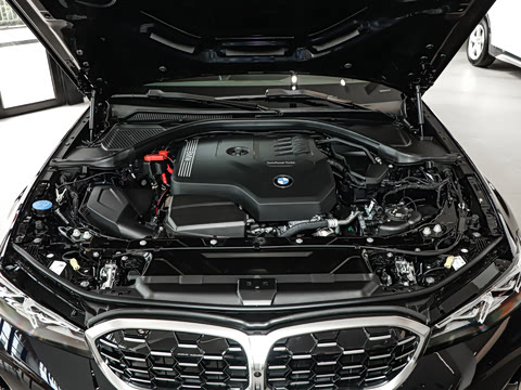 2026�� 325i M�˶���װ