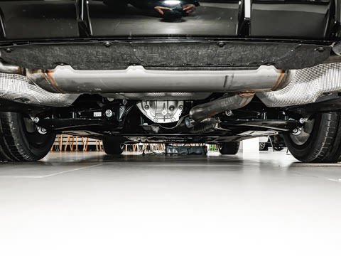 2026�� 325i M�˶���װ