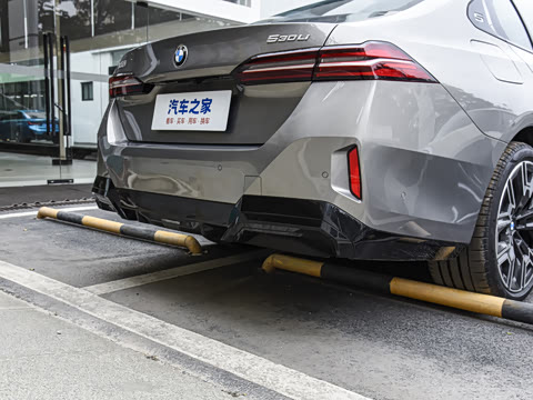 2026�� 530Li ������ M�˶���װ