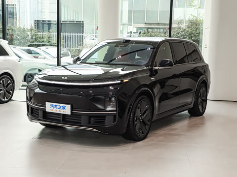 2025�� Pro ���ܻ��°�