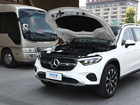 2026�� �Ŀ� GLC 260 L 4MATIC �����