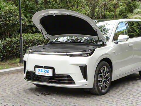 2025�� Ǭ�� UItra 6��