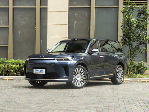 2025�� Ǭ�� UItra 6��