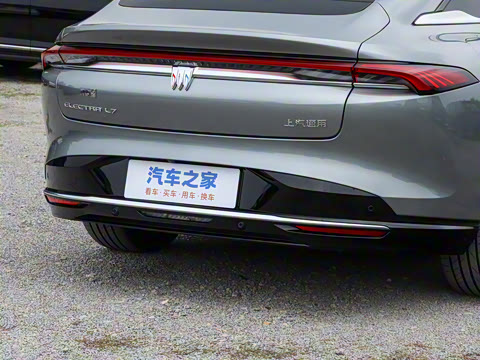 2025�� ������