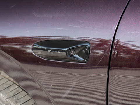 2026�� 225km EM-P Զ�����ǺӰ�+ҫҹ��װ