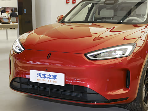 2025�� ����   Ultra ������