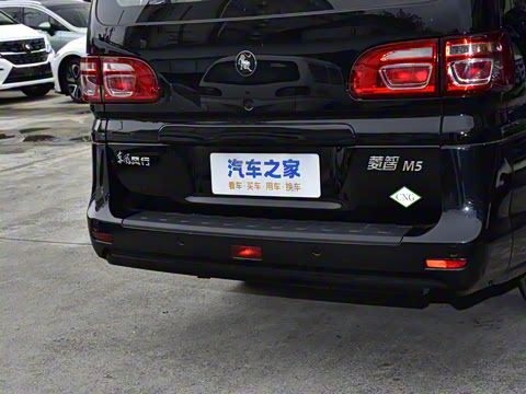 2025�� M5 1.6L ��׼��7��CNG