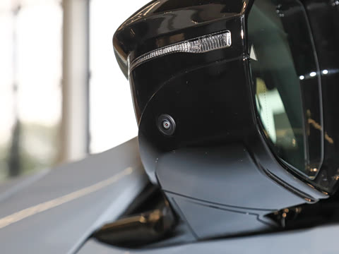 2025�� M50 xDrive