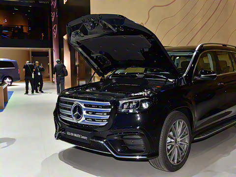 2026�� GLS 450 4MATIC ������