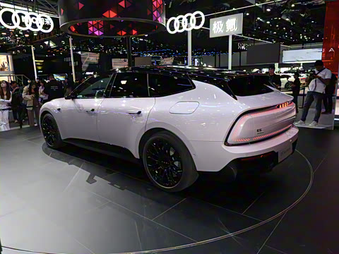 2026�� �ն�����quattro��