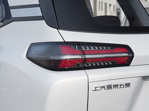 2026�� 1.5T 6MT ������ 