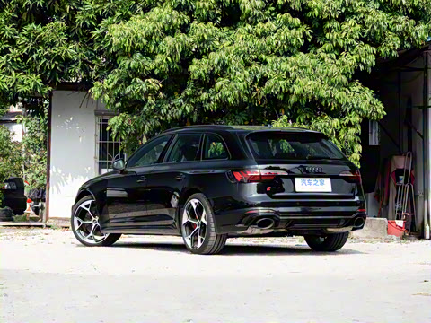 2026��  RS4 Avant �����