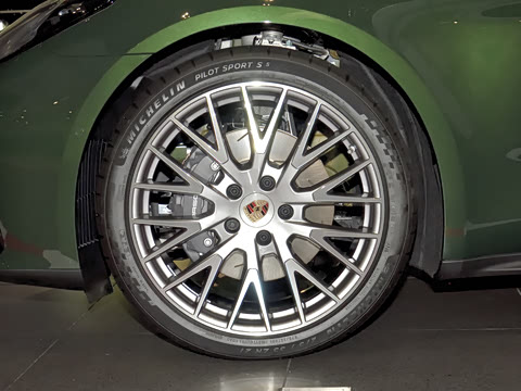 2026�� Panamera 4 �����ӳ������� 2.9T