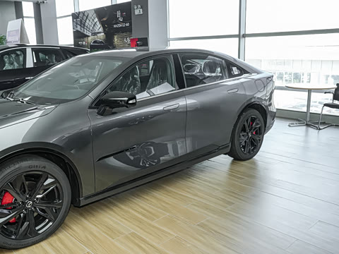 2026�� ����200 Pro�˶���