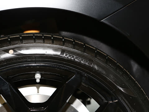 2026�� 330Li �����