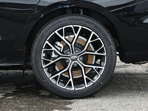2027�� 2.0T DCT ������