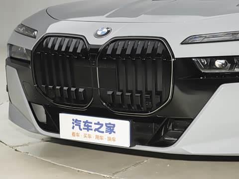 2023�� 740Li ������ M�˶���װ