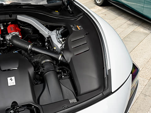2026�� 3.9T V8 ��׼��