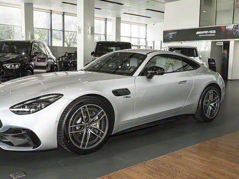 2026�� AMG GT 50 