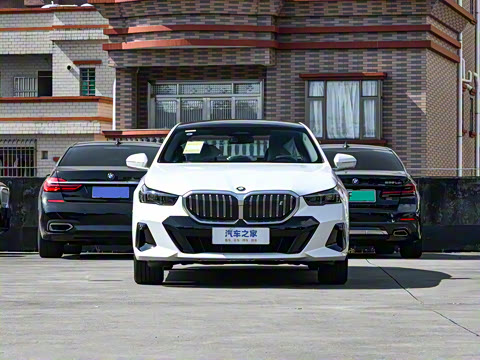 2026�� eDrive 40L M�˶���װ