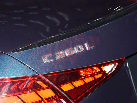 2026�� C 260 L �ҹ�˶���