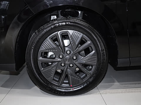 2025�� �Ŀ� �콢��