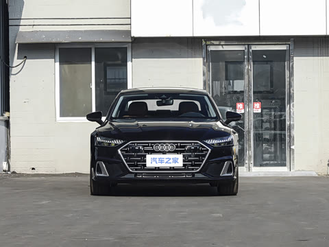 2026�� 45 TFSI quattro ������