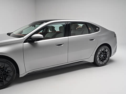 2027�� 40L