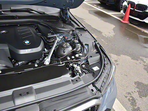 2026�� 530Li ������ M�˶���װ