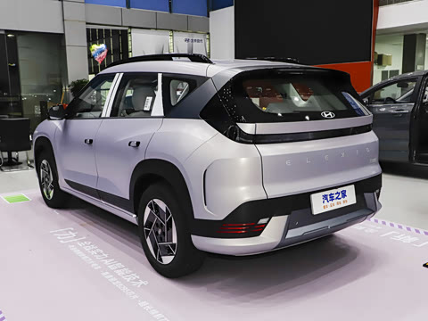 2025�� ����SMART�� 64.2kWh