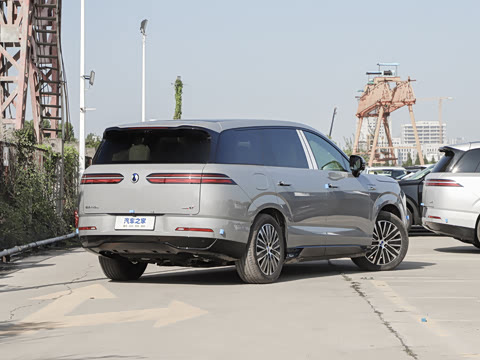 2025�� ������