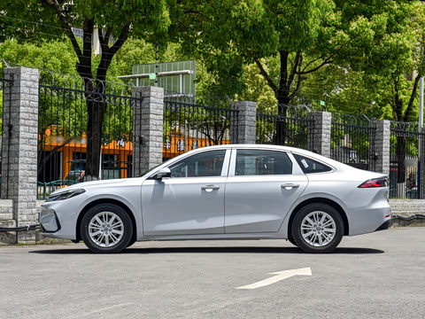 2026�� EV 550km ������