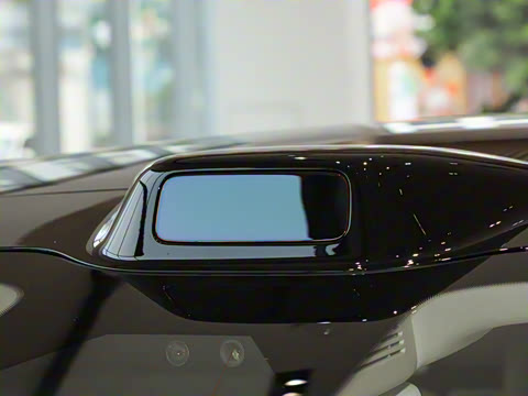 2025�� 703km Ultra�˶���