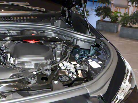 2025�� sDrive25Li X�����װ