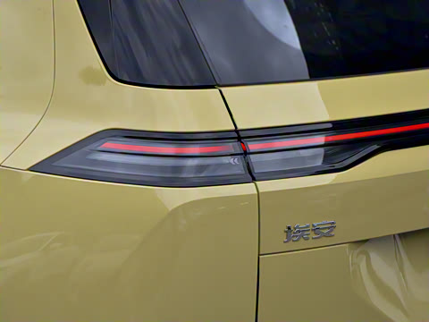 2025�� Plus 510 ������