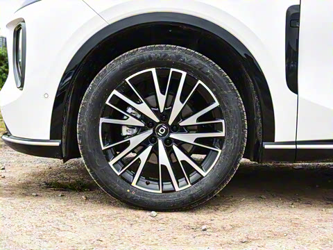 2025�� 215����������