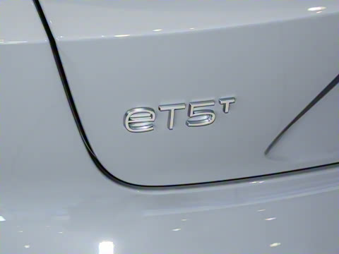 2025�� 100kWh Touring