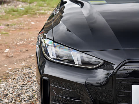 2026�� �Ŀ� M60