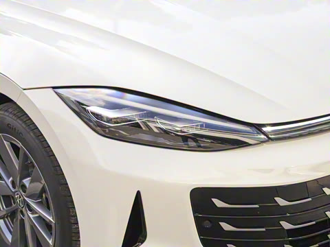 2026�� ���L 300TSI �趯��