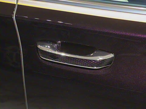 2024�� 4.0T V8��