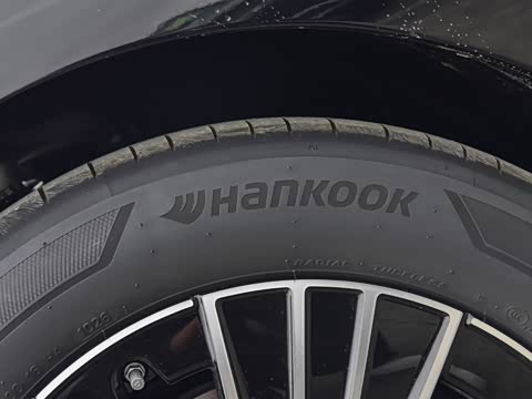 2026�� �Ŀ� E 260 L �����